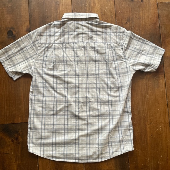 Under Armour checkered shirt - Picture 2 of 4